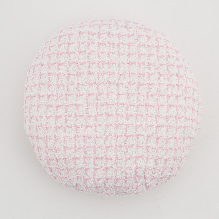 Chanel, a cotton mix bouclé beret, size S.