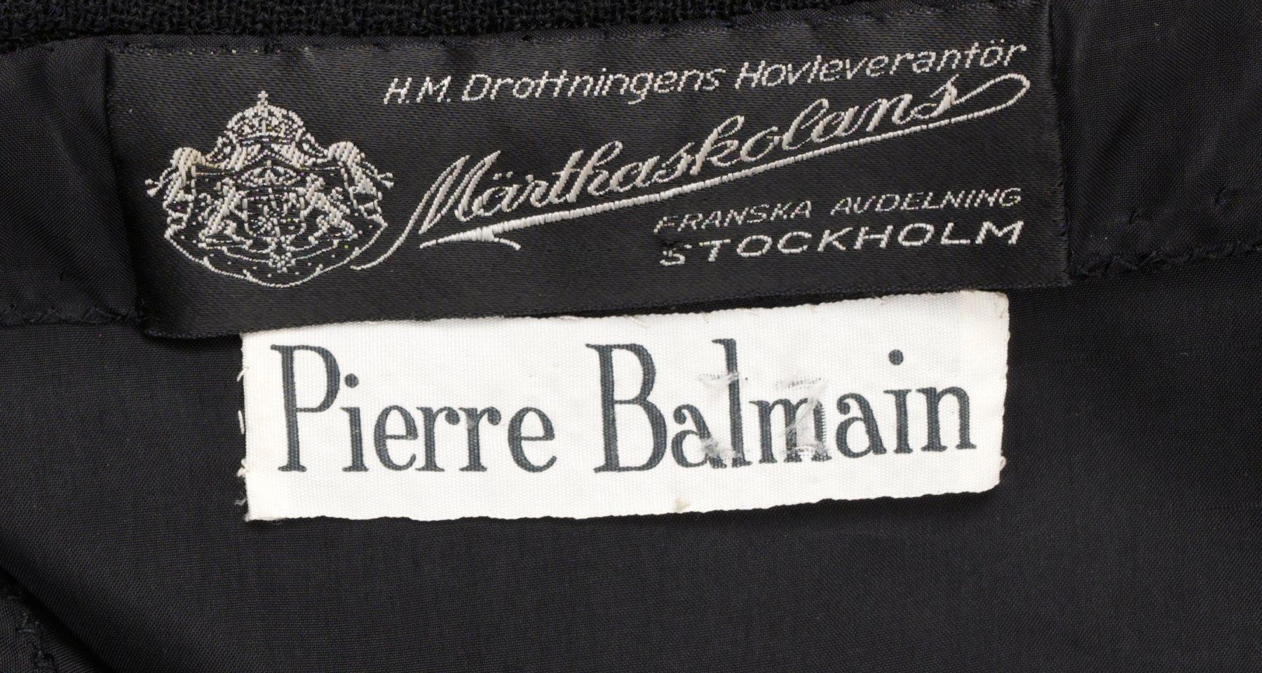 KLÄNNING, Pierre Balmain, Märthaskolan.