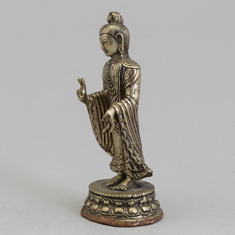 BUDDHA DIPANKARA, metall. Tibet, troligen tidigt 1900-tal.