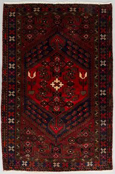 Matta, orientalisk, ca 193x127 cm.