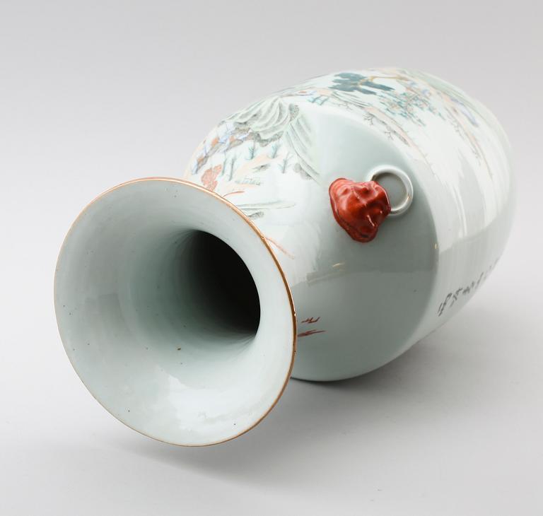 VAS, porslin, Kina, 1800-tal.