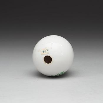 ÄGG, porslin. Ryssland, omkring 1900.