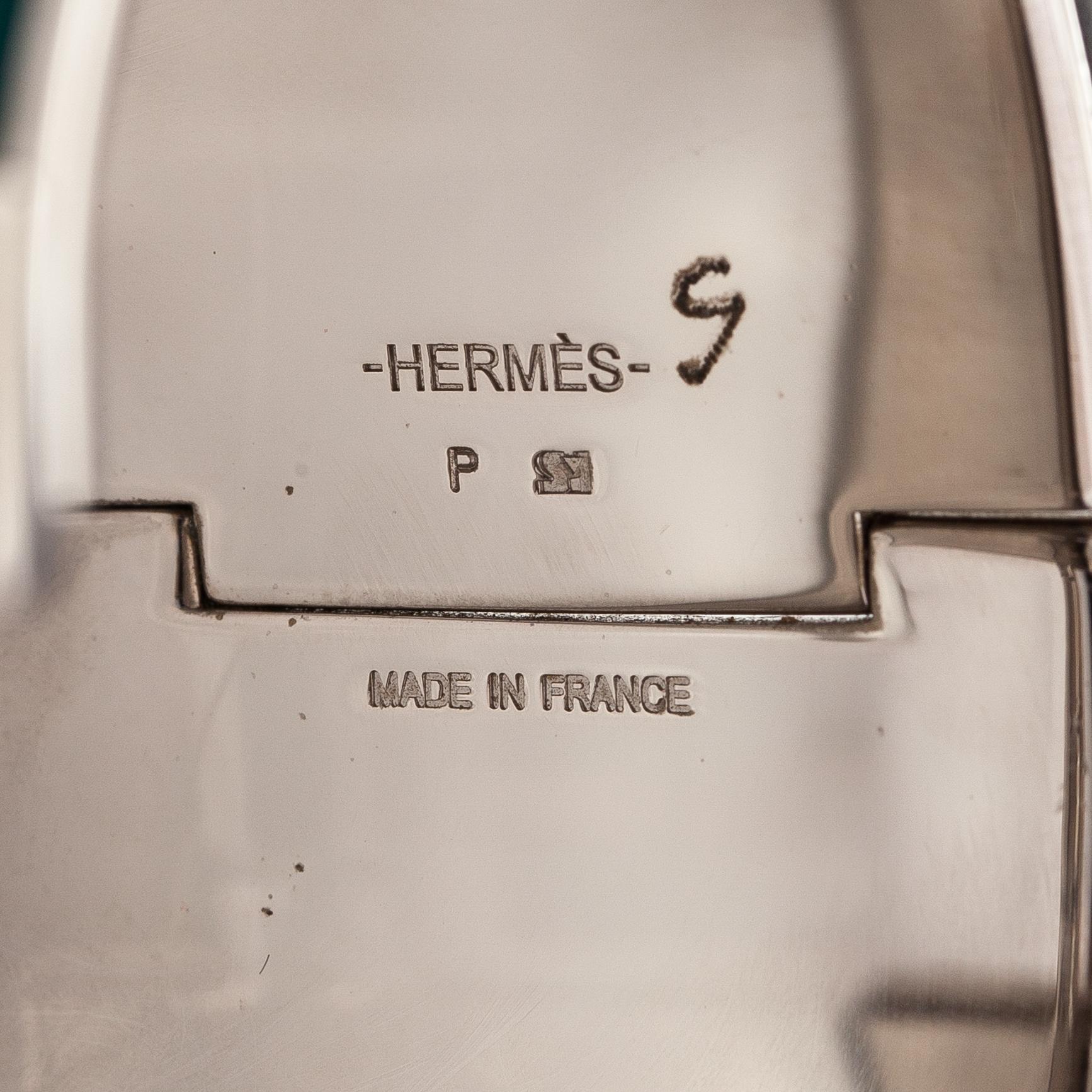 Hermès, Armband "Click H", metall och turkos och vit emalj. Märkt Hermès, P, S, Made in France.