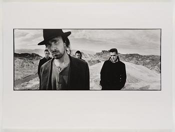 Anton Corbijn, "22:U2", 1982-2003.