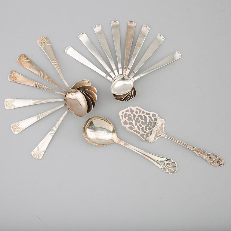 BESTICK, 16 delar, silver, olika modeller, 1900-tal. Vikt ca 292 gram.
