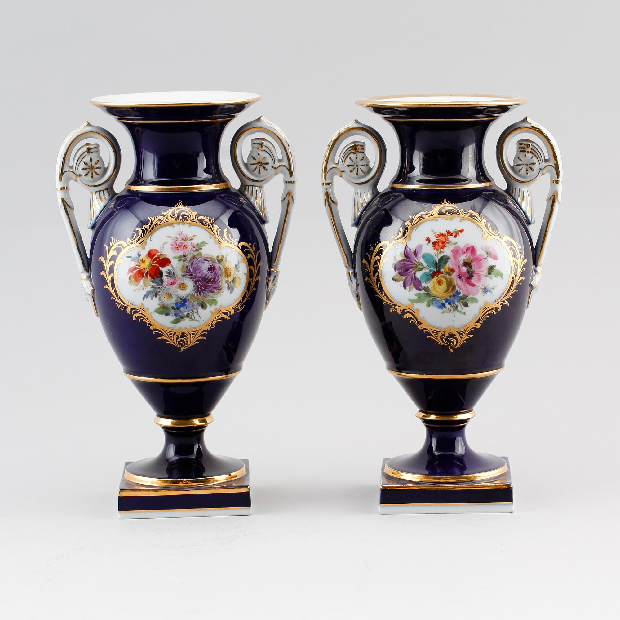 VASER, 2 st snarlika, Meissen, 1900-tal.