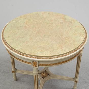 A sofa, four chairs and a table, gustavian style, early 20th century.