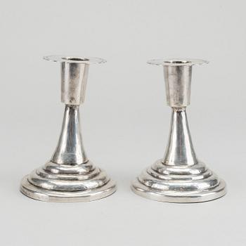 A PAIR OF SILVER CANDLESTICKS SOUTH AMERIKA.