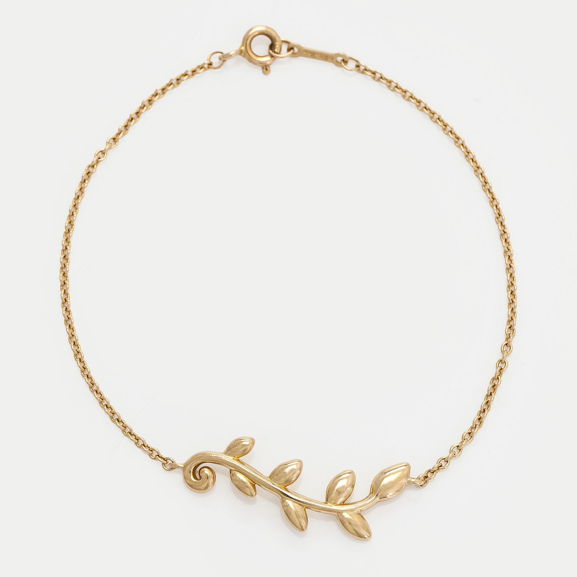 Tiffany & Co, Paloma Picasso, an 18K gold "Olive Leaf" bracelet.