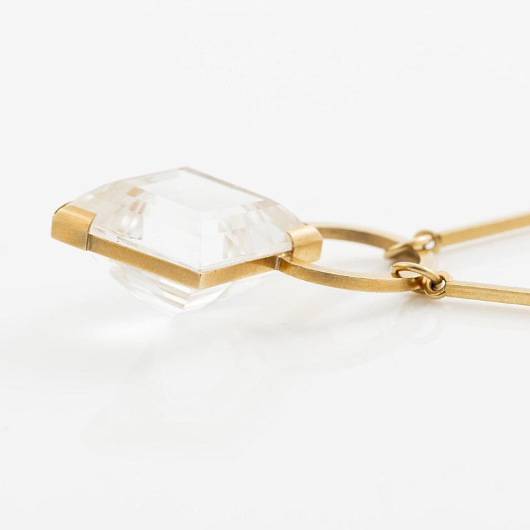 Wiwen Nilsson, collier, 18K guld och bergkristall, Lund 1972.