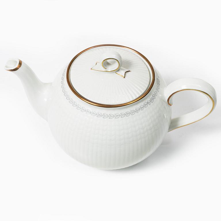 Louise Adelborg, mat- och kaffeservis, 73 delar, porslin,"Swedish Grace/Gracil", Rörstrand.