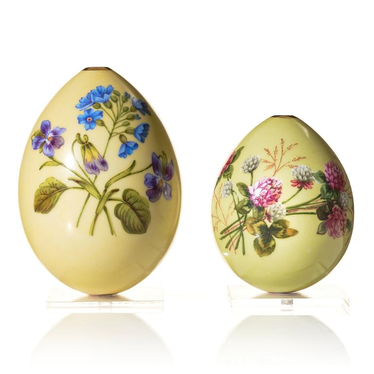 Two Russian porcelain Easter Eggs, circa 1890-1900. presumably Imperial Porcelain Manufactory, St Petersburg.