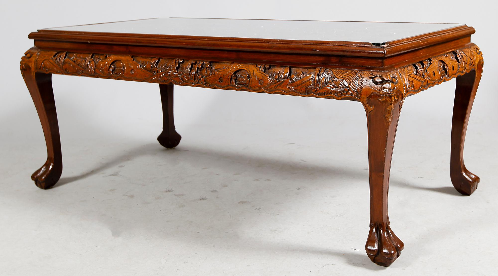 SOFFBORD, orientaliskt, 1900-tal.