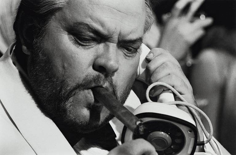 Terry O'Neill, “Orson Welles Filming ‘Casino Royale’ 1967".