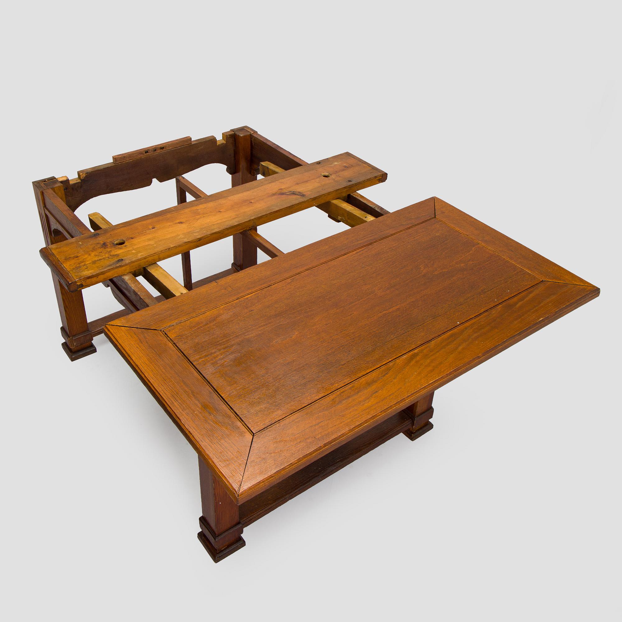 Dining table and six chairs, early 1900.