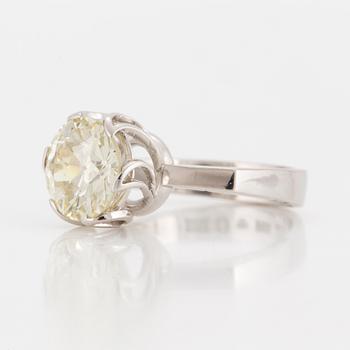 A circa 2 ct yellow diamond ring.