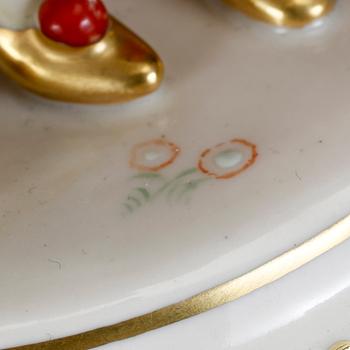 FIGURIN, porslin, Royal Dux, 1900-talets mitt.