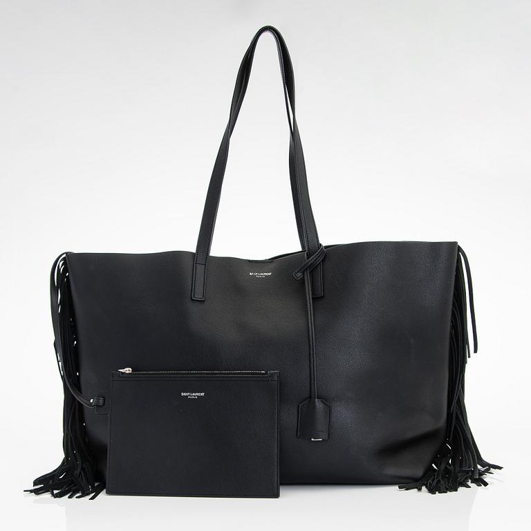 Saint Laurent, a 'Sac shopping' bag.