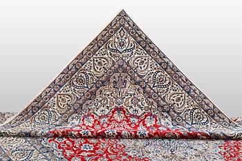 A carpet, Nain 9 LAA, part silk, ca 457 x 325 cm.