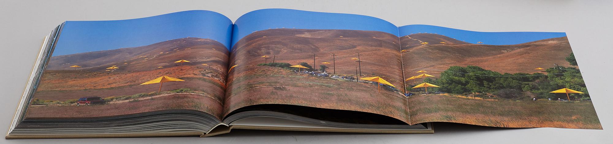 CHRISTO & JEANNE-CLAUDE, 2 volume book project with fabric application. Published in 1998.