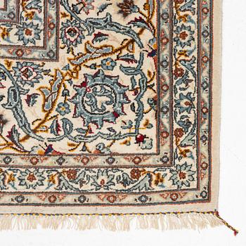 Matta, Keshan, ca 390 x 280 cm.