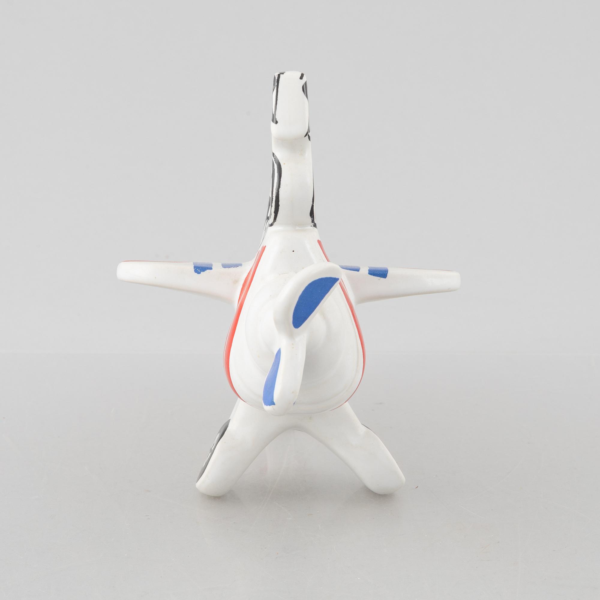 Lisa Larson, figurin, stengods, "Flygplan", ur serien "Traffic", Gustavsberg 1971-73.