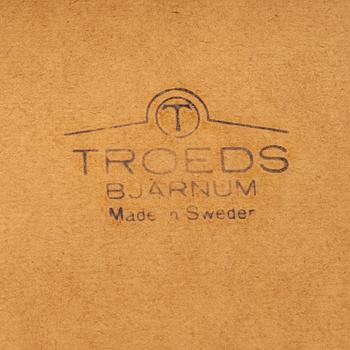 Nils Jonsson, matbord med 4 stolar. Troeds, 1960/70-tal.