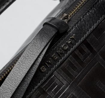 VÄSKA, Givenchy.