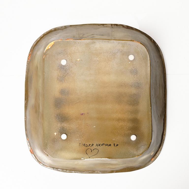 Birger Kaipiainen, a glazed ceramic dish, Arabia, Finland 1940s.