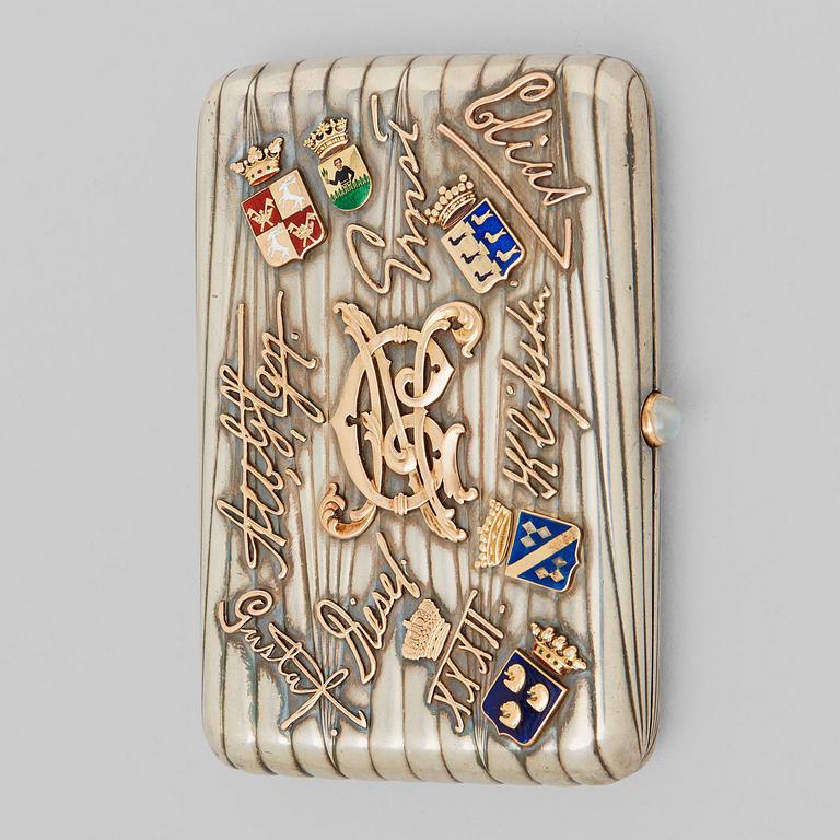 A Fabergé cigarette case for the Nobel family, workmaster August Hollming, St. Petersburg 1898/9 -1903.