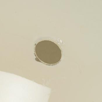 A pair of mid-20th century 'EA 72 ceiling lights for Itsu.