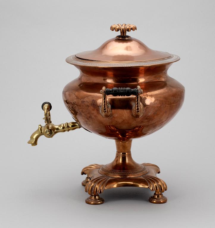 SAMOVAR, koppar, Benham, 19. Wigmore St, London, 1870-tal.