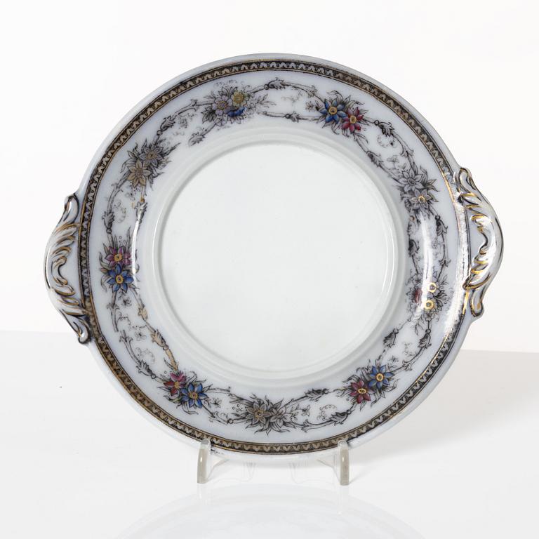 Dinner service, 100 pieces, creamware, "Iris", Rörstrand, second half of the 20th Century.