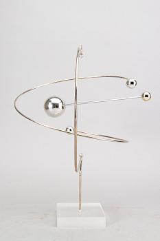 Anni & Bent Knudsen, skulptur/mobil osignerad.
