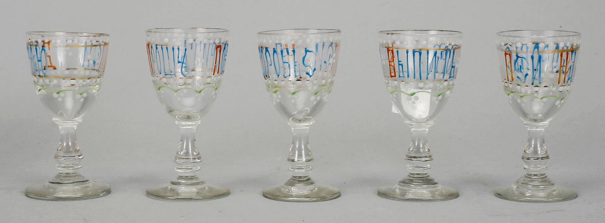 KARAFF MED GLAS, 5 st, Ryssland, 1900-tal.
