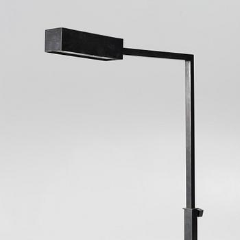 Golvlampa, "Atley", Vaughan Lightning, samtida.