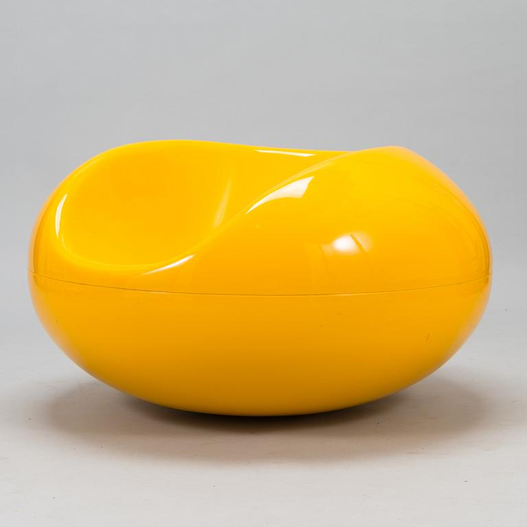 EERO AARNIO, A 'Pastilli chair' manufactured by Adelta. Designed in 1962.
