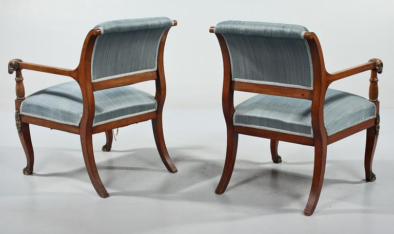 KARMSTOLAR, ett par, empire, 1800-talets första hälft.