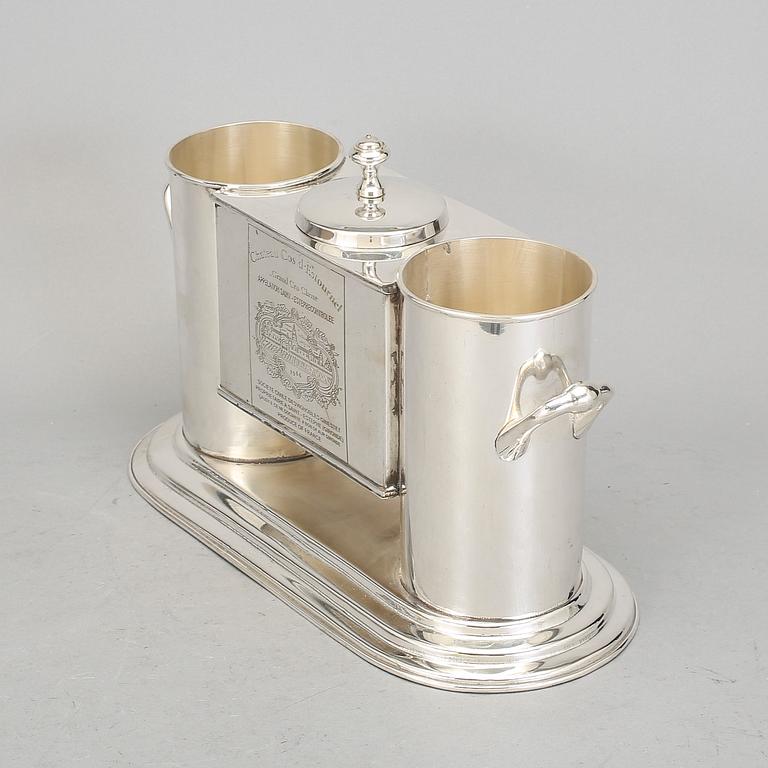 VINKYLARE, vitmetall, 2000-tal.