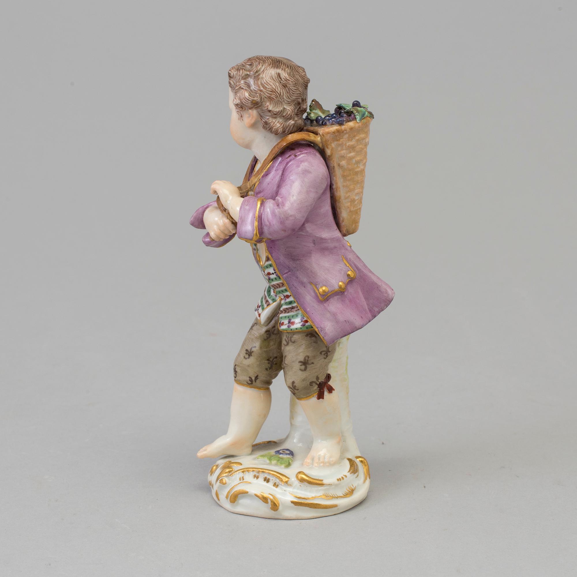 A Meissen allegorical figure of autumn, Germany, 1920/30's.