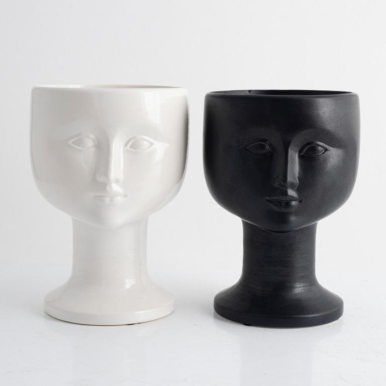 Lisa Larson, a pair of stoneware flower pots, Gustavsberg, second half of the 20th century.