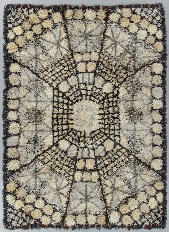 Marianne Richter, a carpet, "Löfstad", a machine made pile, ca 192 x 136 cm.