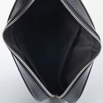 Louis Vuitton, Bag, "Pochette Kasai", 2019.