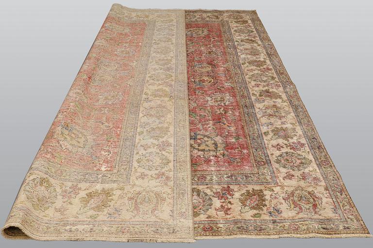 Matta, orientalisk, ca 385 x 267 cm.