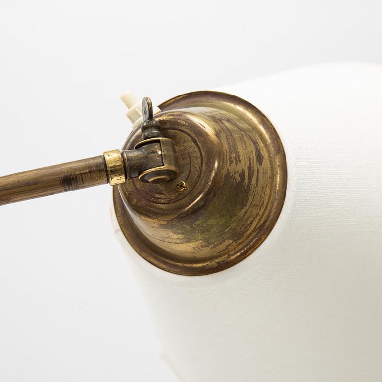 Bertil Brisborg, golvlampa, modell "31163", Nordiska Kompaniet, 1940-tal.