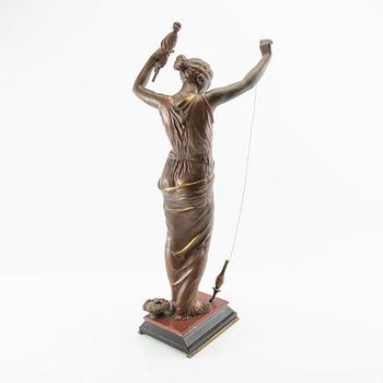 Okänd konstnär 1900-tal, skulptur Kvinna med slända.