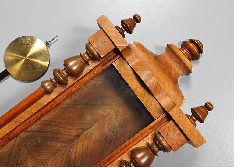 VÄGGUR, sk lodur, nyrenässans, 1800-talets slut.