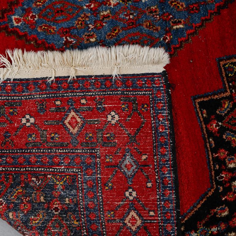 MATTA, Senneh, old, ca 235x140 cm.