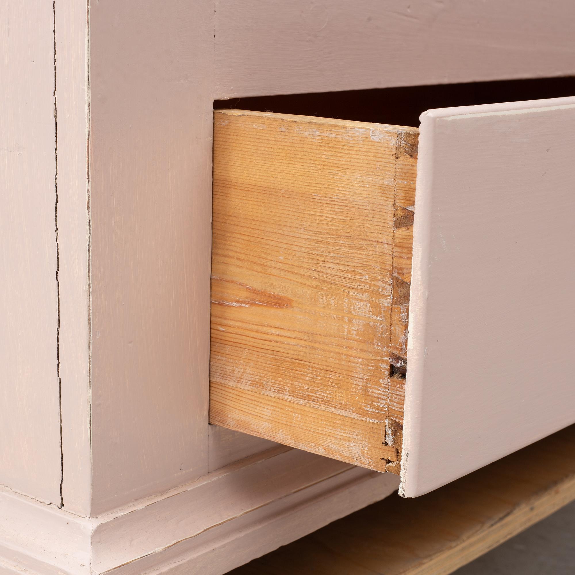 Skåp, 1800-talets slut.