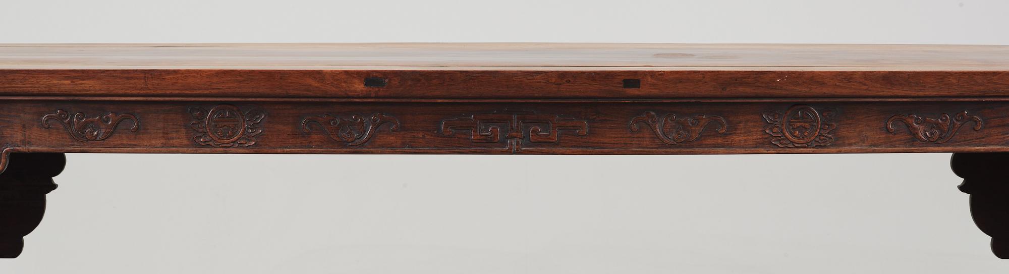 ALTARBORD, hardwood. Möjligen Huanghuali.  1600/1700-tal.